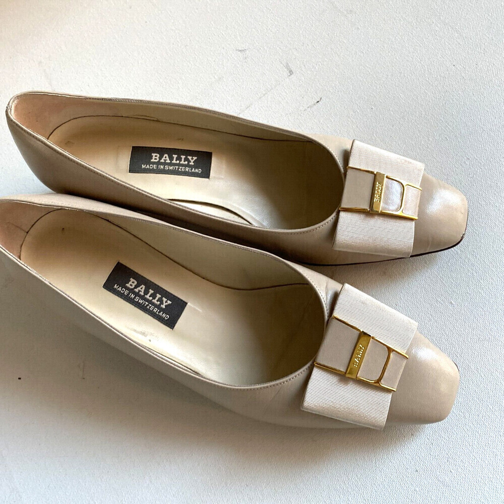 Vintage Bally Switzerland Bow Detail Low Heel Leather Loafers 6.5 Extra Wide. - Picture 2 of 13